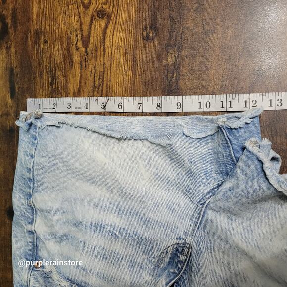 American Eagle Mom Shorts Size 8 Acid Wash Comfort Stretch Waistband - Picture 10 of 11